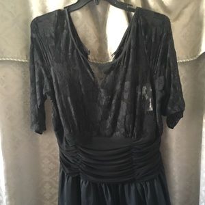 Evening Event Anyone? PLUS SIZE - Lace Top dress